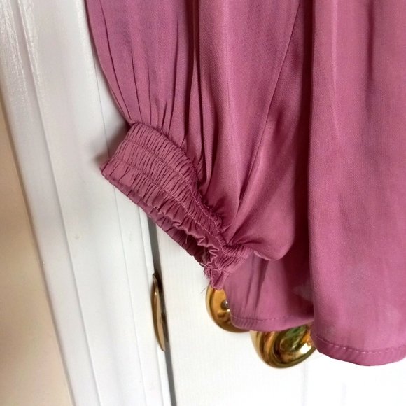 Torrid Long Sleeve Size 3X - Picture 3 of 8